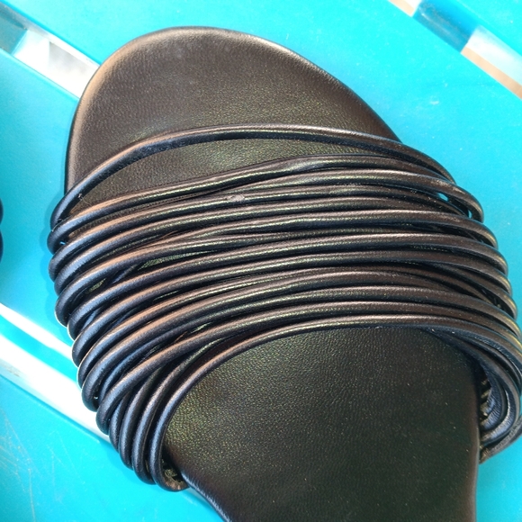 Forever 21 | Strappy Flat Sandals in Black Womens Size 8 - Picture 10 of 12